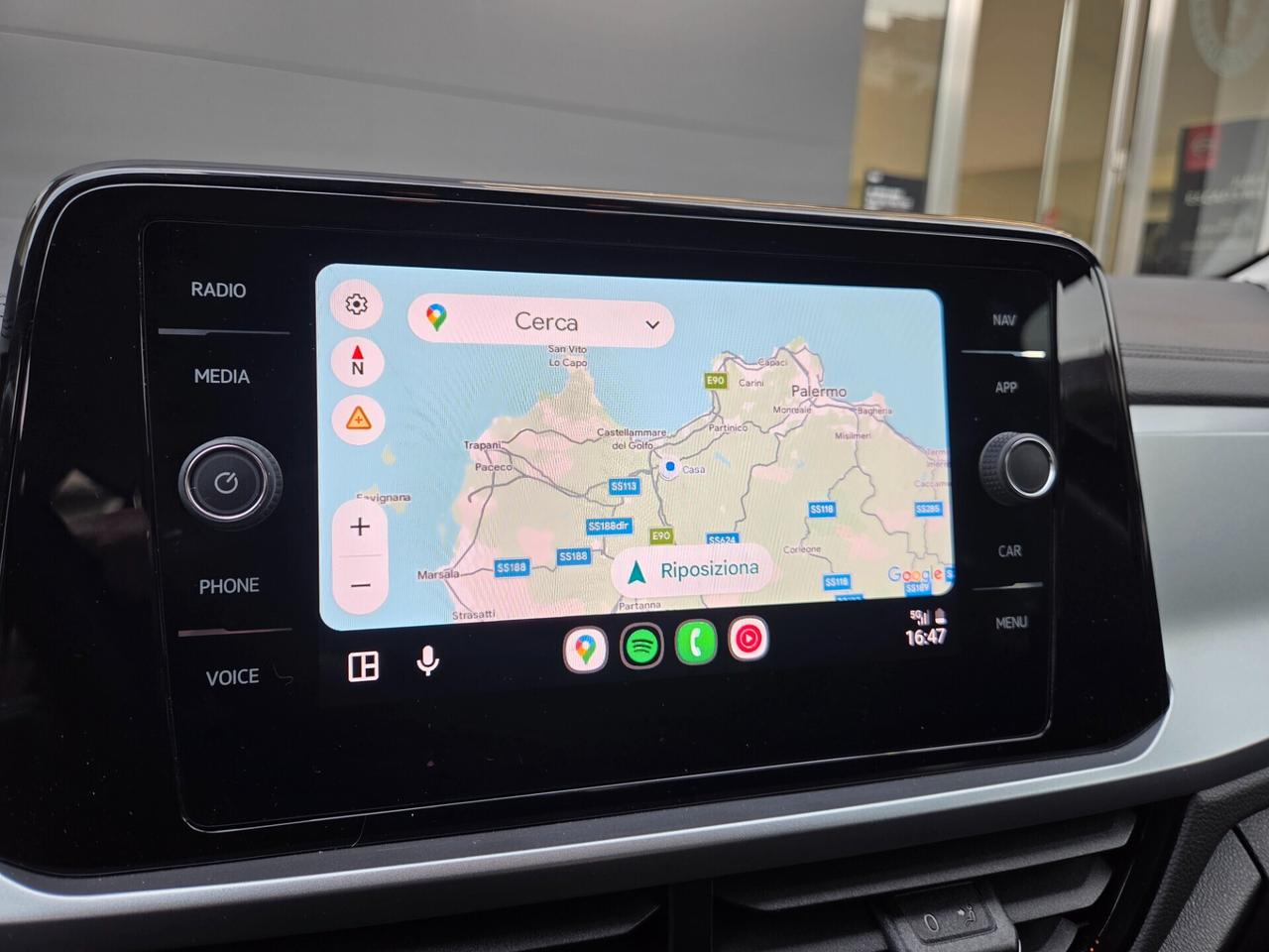 VOLKSWAGEN T-ROC 2.0 TDI 116 cv LIFE