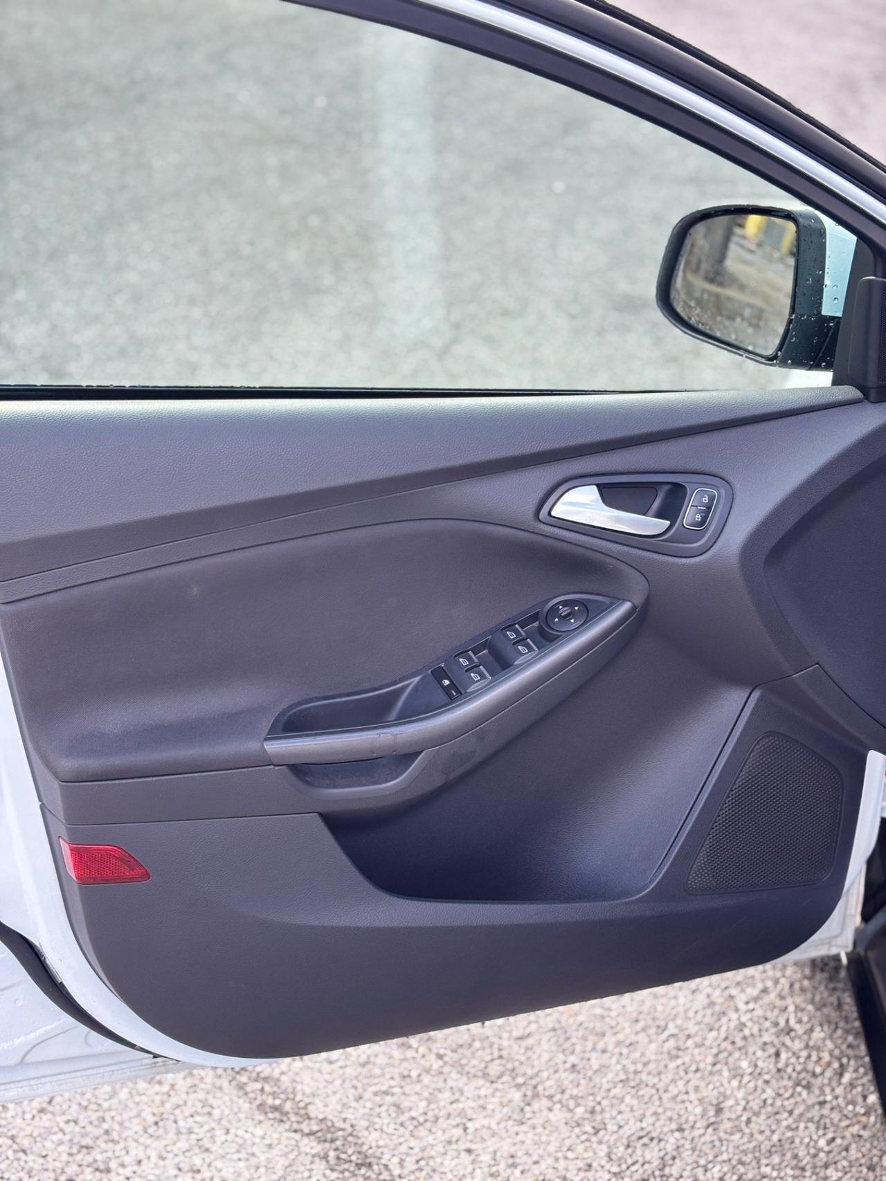 Ford Focus 1.5 95 CV OK NEOPATENTATI