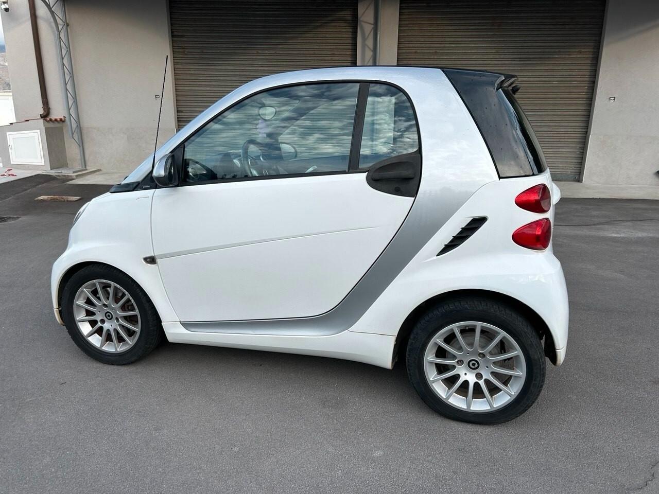 Smart ForTwo 1000 52 kW coupé passion