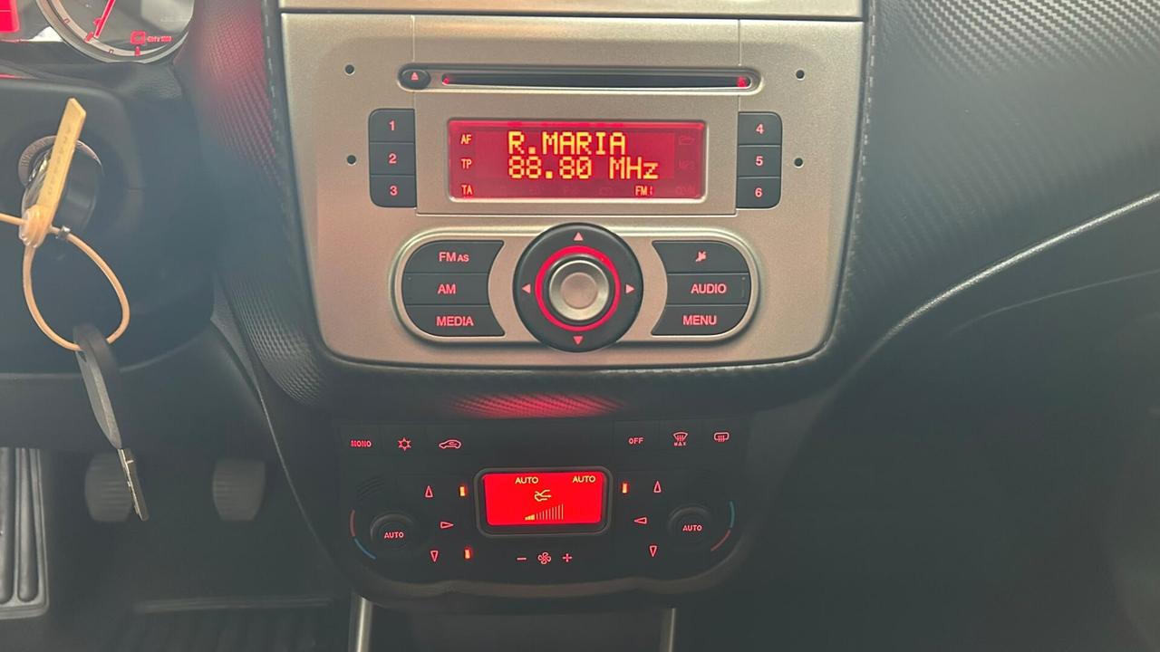 Alfa Romeo MiTo 1.4 105 CV M.air S&S Distinctive