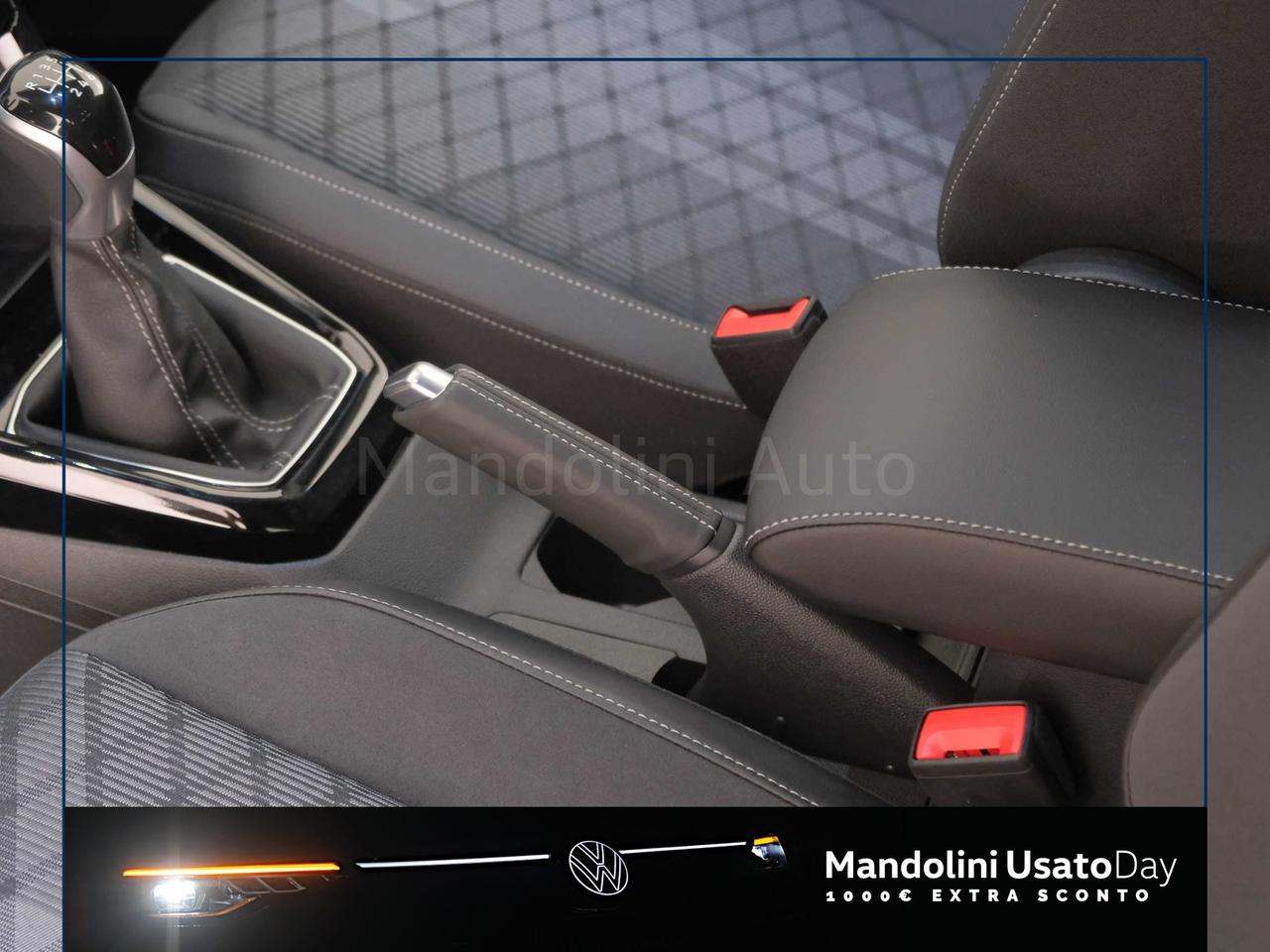Volkswagen T-Cross 1.0 tsi 115cv r-line
