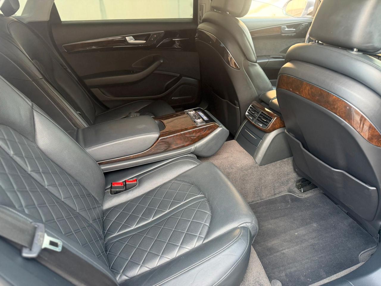 AUDI A8 L 4.2 TDI V8 2015 12 MESI DI GARANZIA