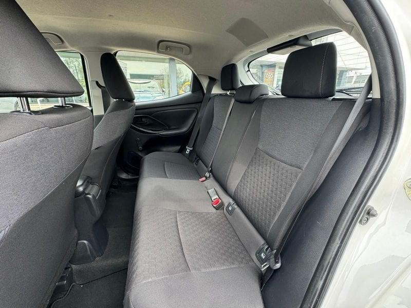 Toyota Yaris Hybrid Active MY22