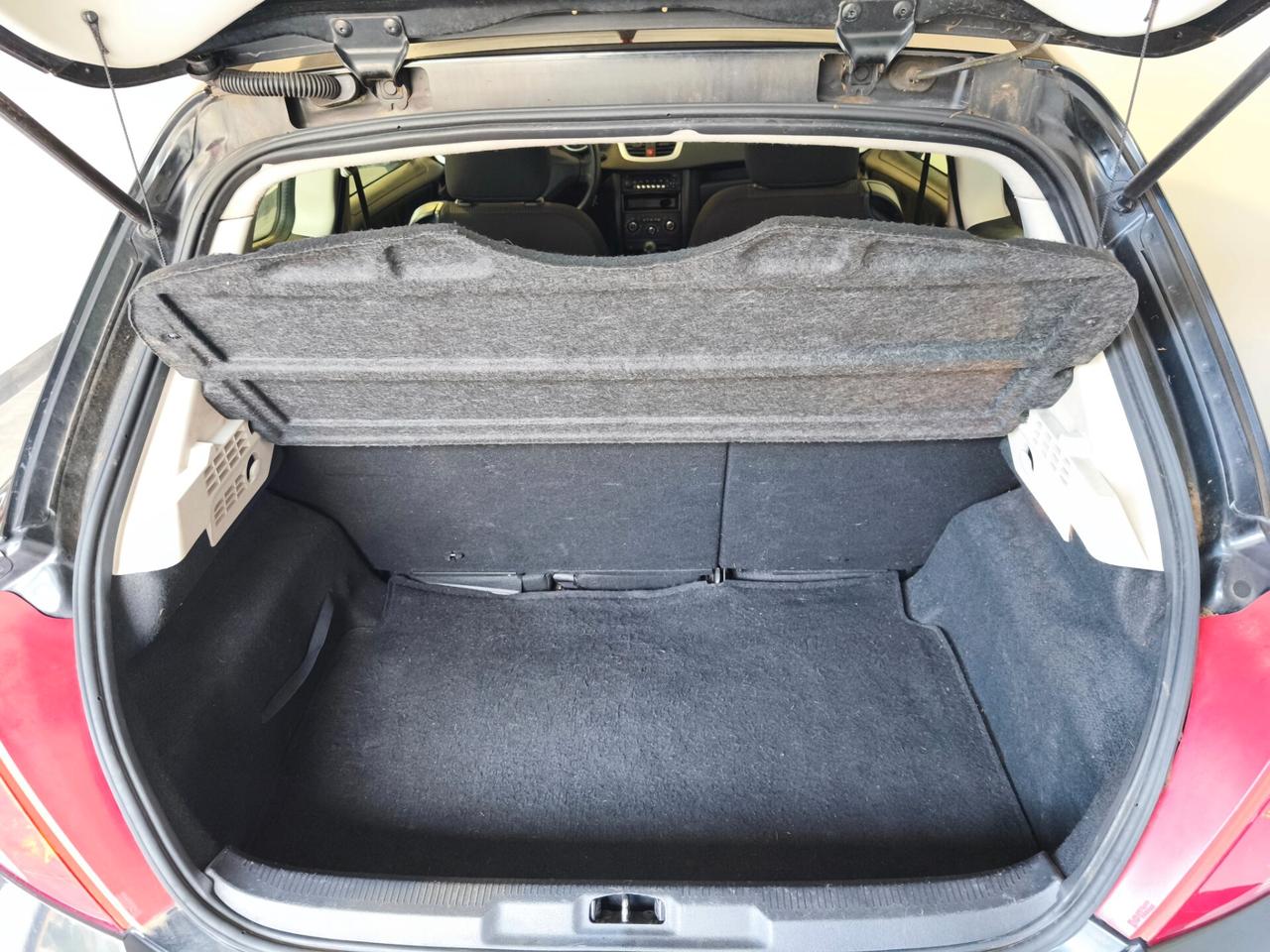 Peugeot 207 1.4 75 CV GPL