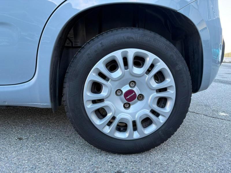 Fiat Panda 1.0 hybrid Easy Connect s&s 70cv ADATTA NEOPATENTATI