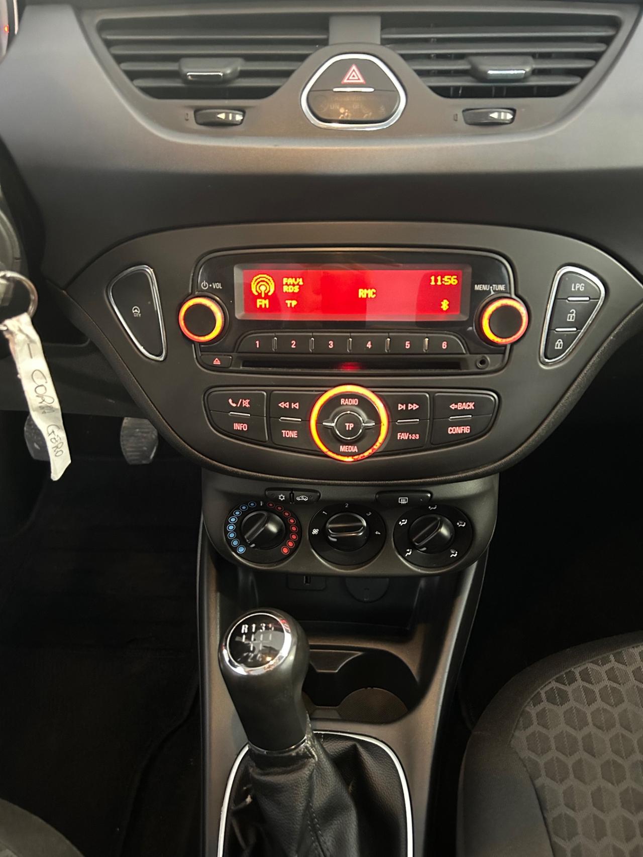 Opel Corsa 1.4 90CV benzina/GPL