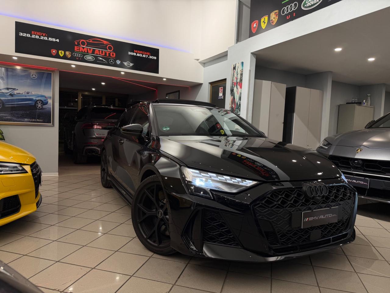 Audi RS3 total black full optional tetto apribile prezzo fisso no vincoli