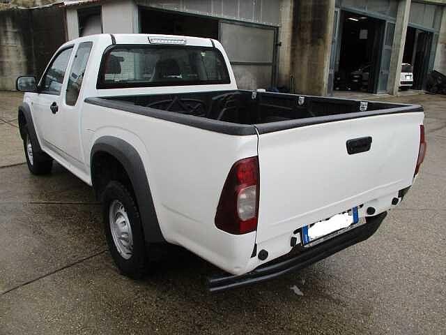 Isuzu D-Max 2.5 TD cat Space Cab 4WD Pick-up L EU4