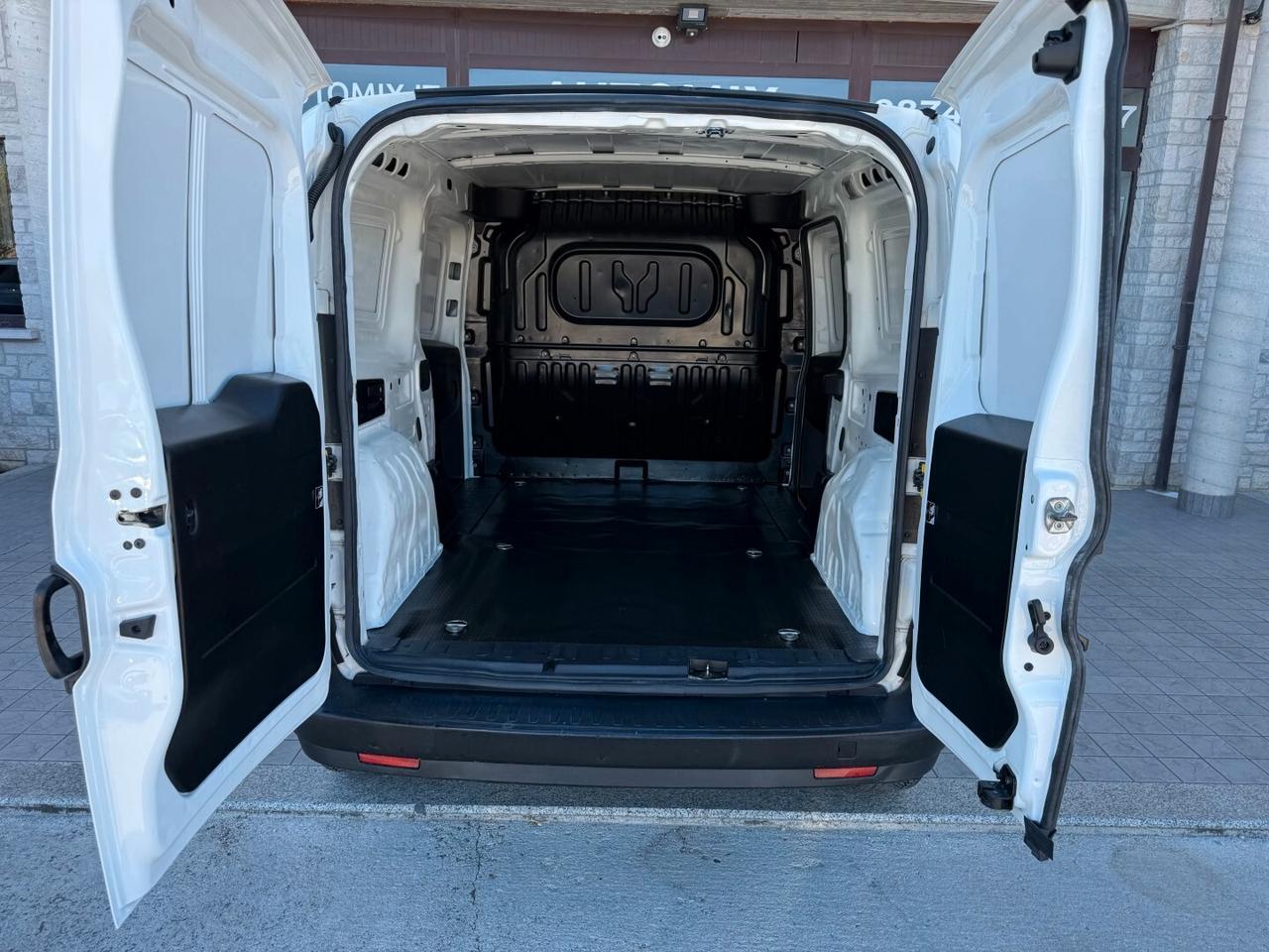Fiat Doblò Cargo Maxi Business 1.6 Mjet 105cv 6m