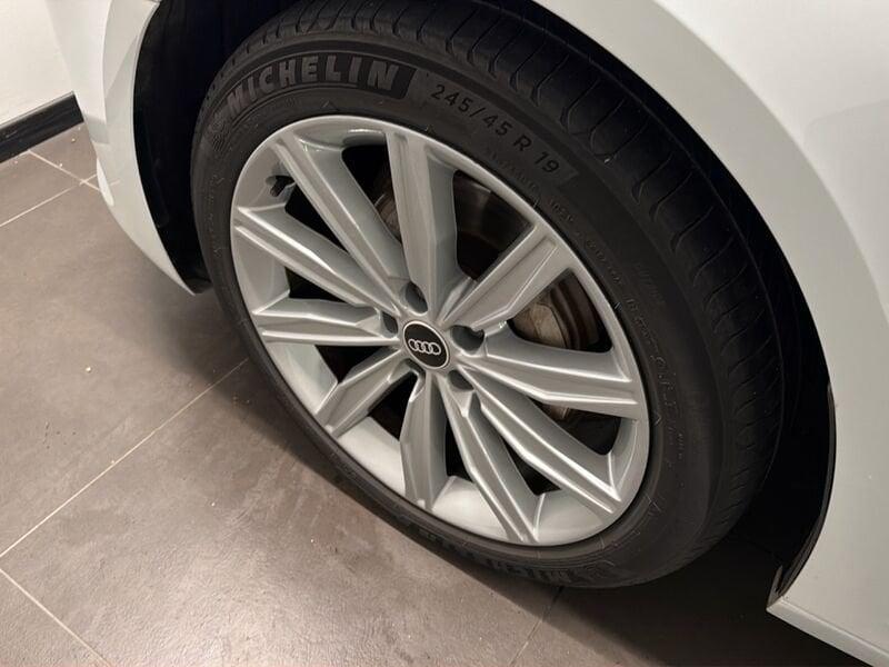 Audi A6 A6 AVANT 40 2.0 TDI BUSINESS SPORT S-TRONIC 204CV