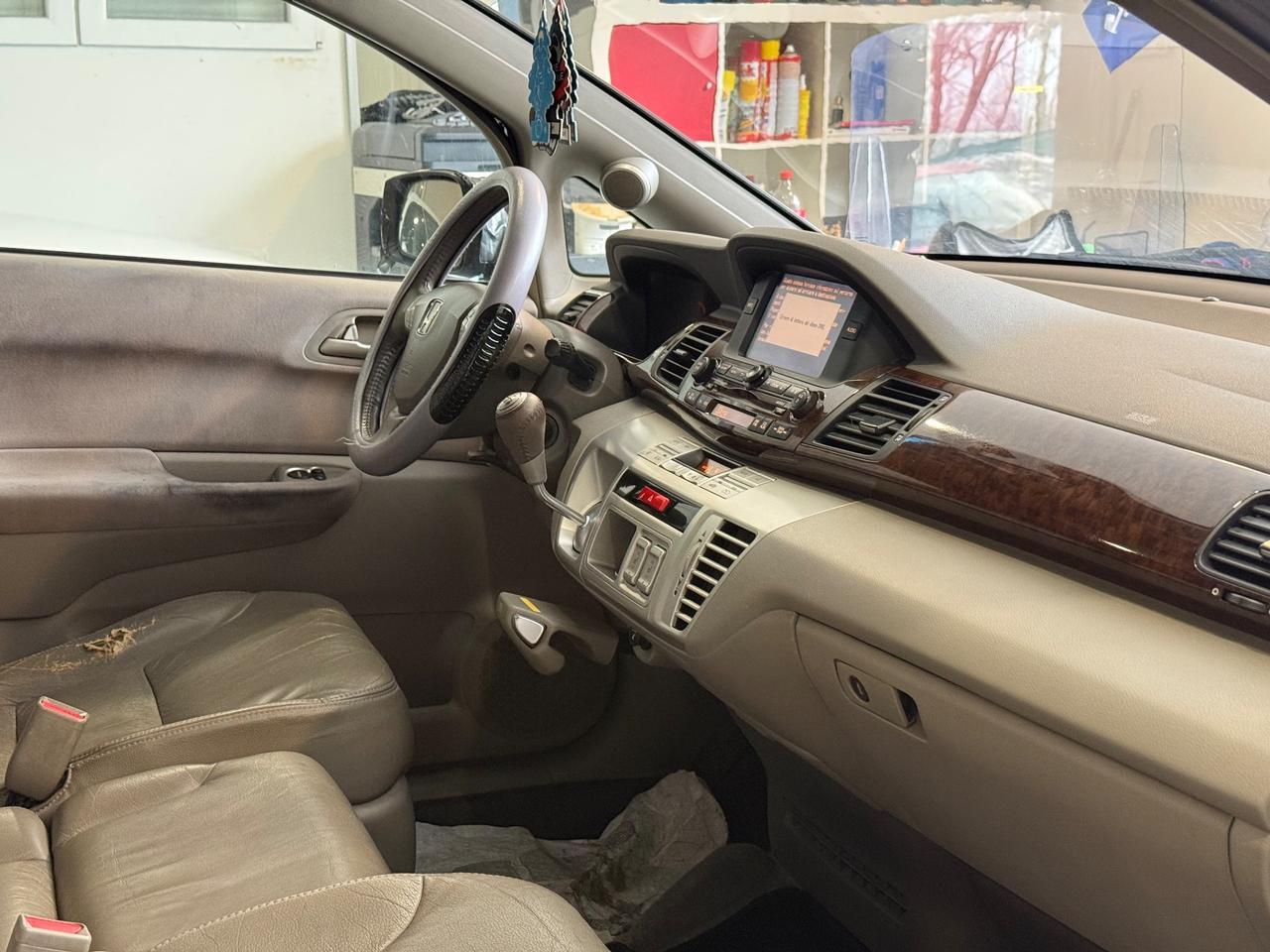 Honda FR-V 2.2d full optional