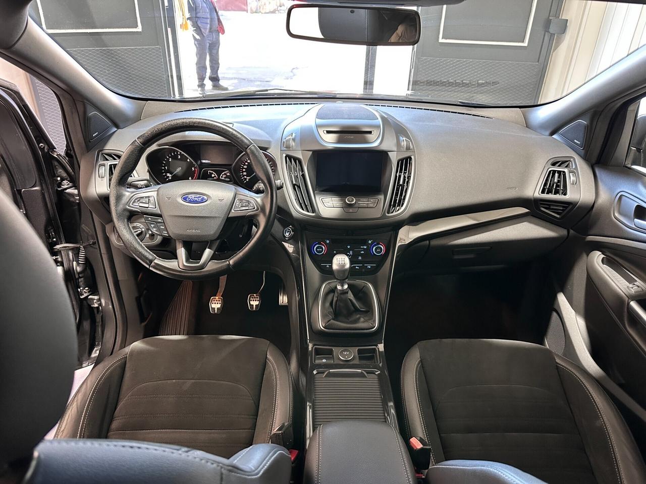 Ford Kuga 1.5 TDCI 120 CV ST-Line - CAMERA - NAVI
