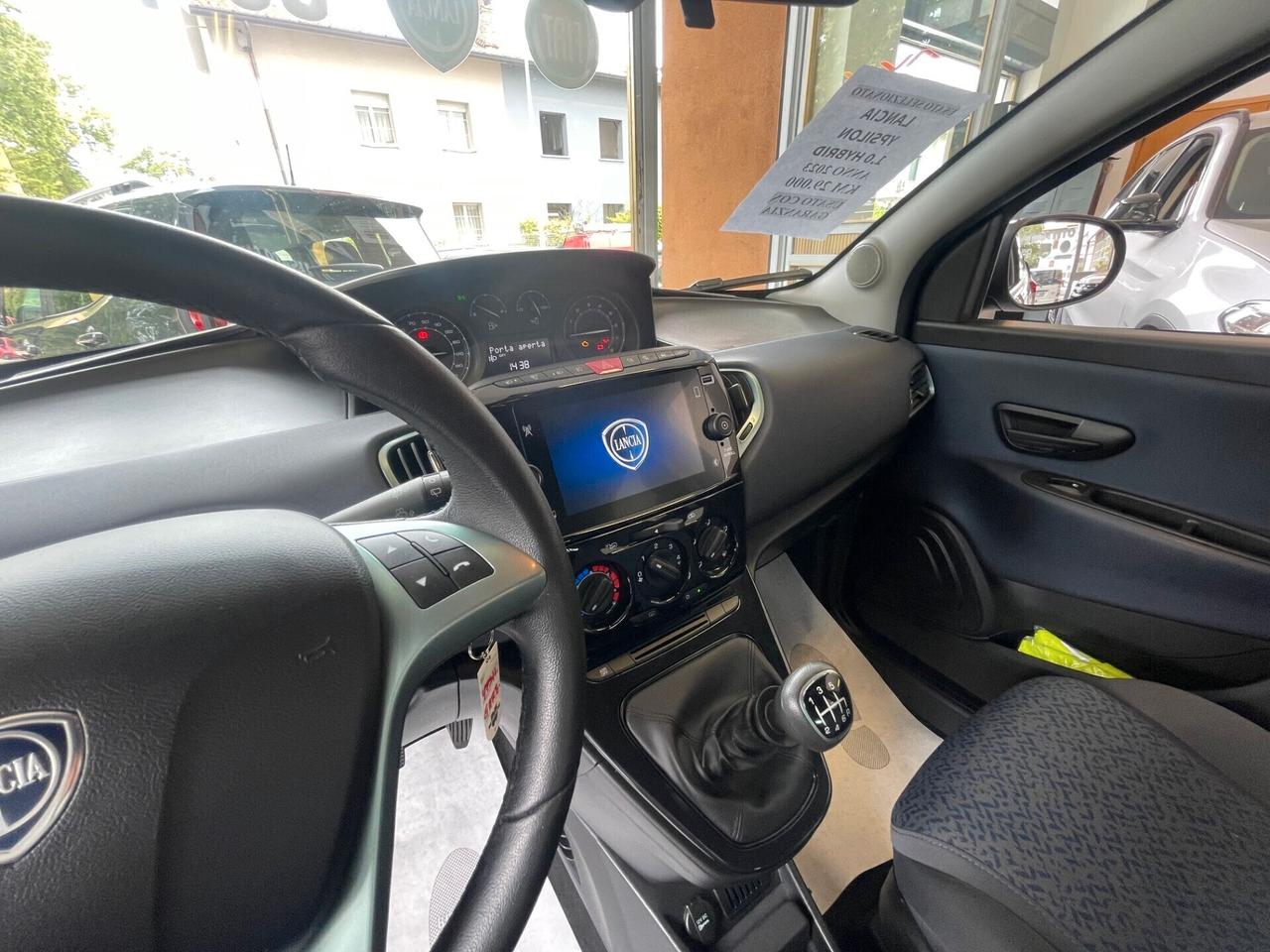 Lancia Ypsilon 1.0 Hybrid Gold