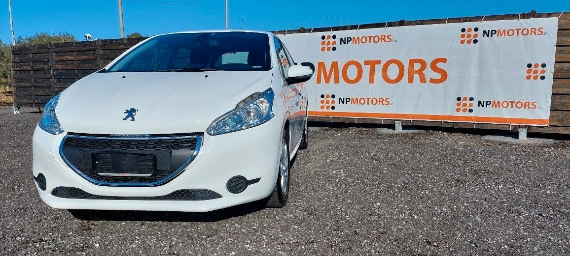 Peugeot 208 1.6 e-HDi 92 CV Stop&amp;Start 5 porte Allure