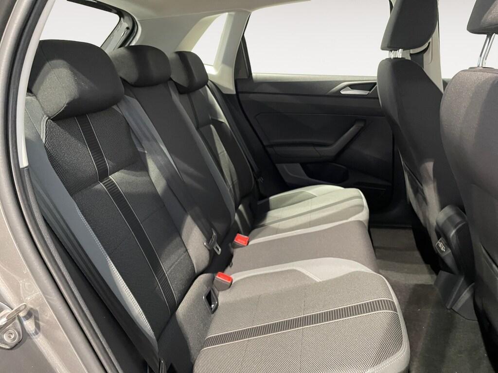 Volkswagen Polo VI 2017 1.0 TGI 90CV Highline R-Line Ext.- METANO