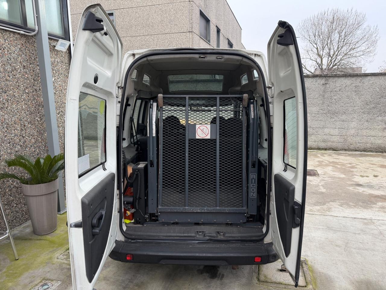 FIAT DOBLO 1.9JTM PEDA PER DISABILI