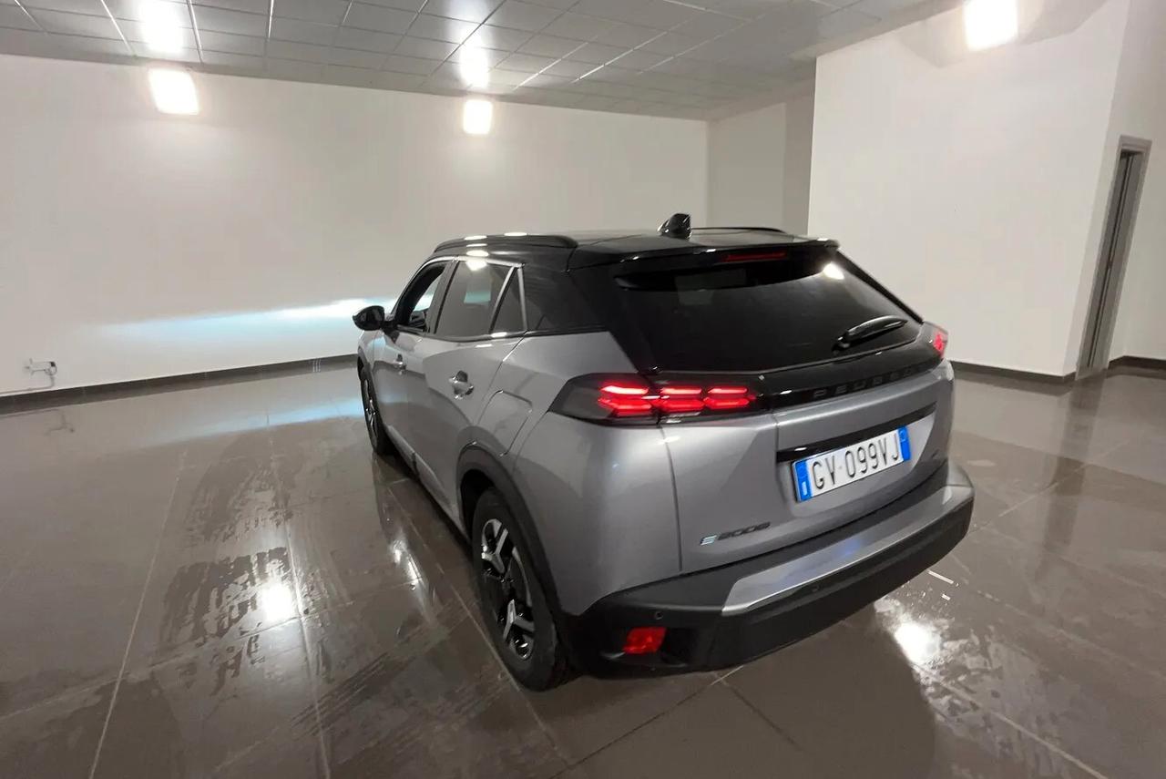 Peugeot 2008 motore elettrico 136 CV Active