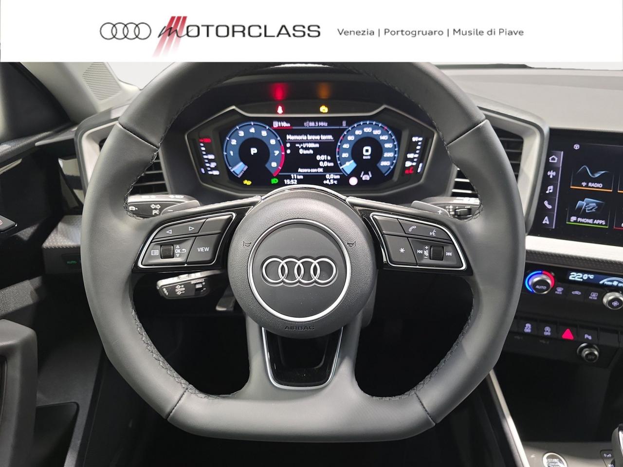 Audi A1 sportback 30 1.0 tfsi 116cv identity black s tronic