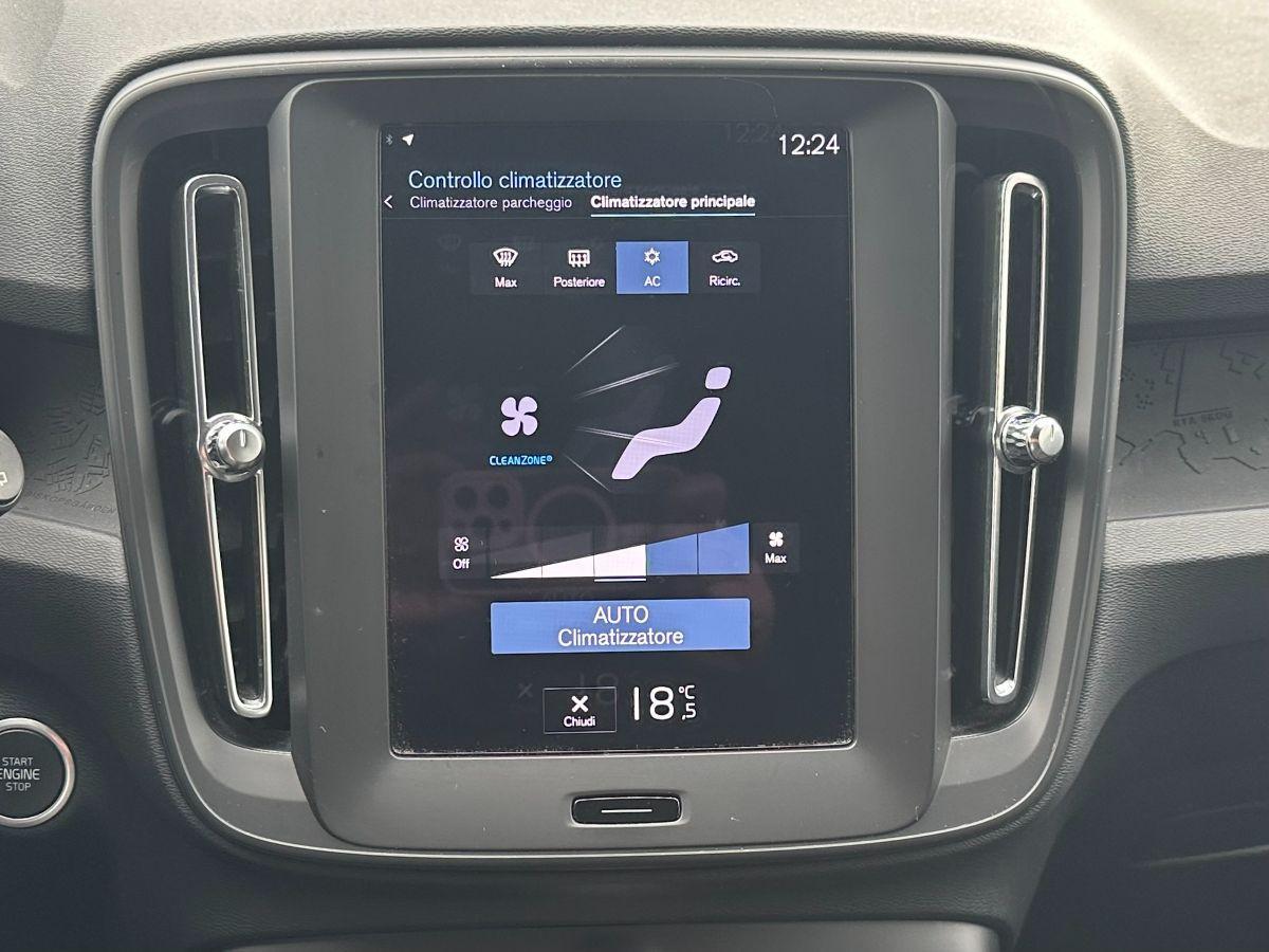 VOLVO - XC40 - T2 automatico Essential