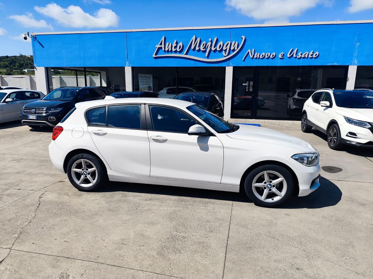 Bmw 116 116d 5p. Advantage
