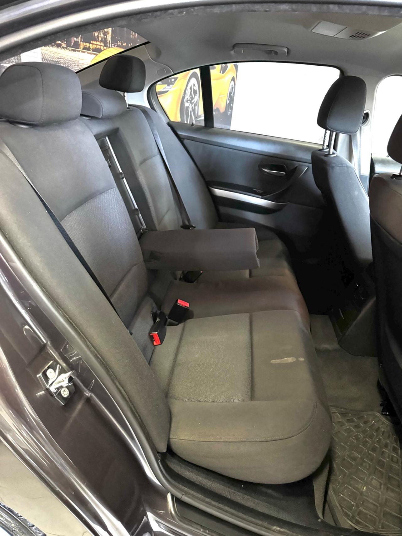 BMW 320D E90 MANUALE