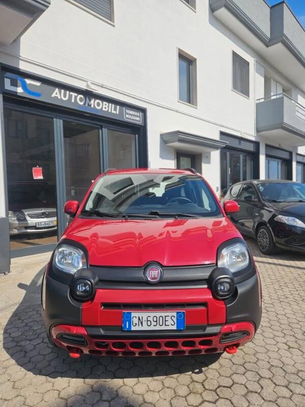 Fiat Panda (Red) 1.0 firefly hybrid City Cross s&s 70cv 5p.ti