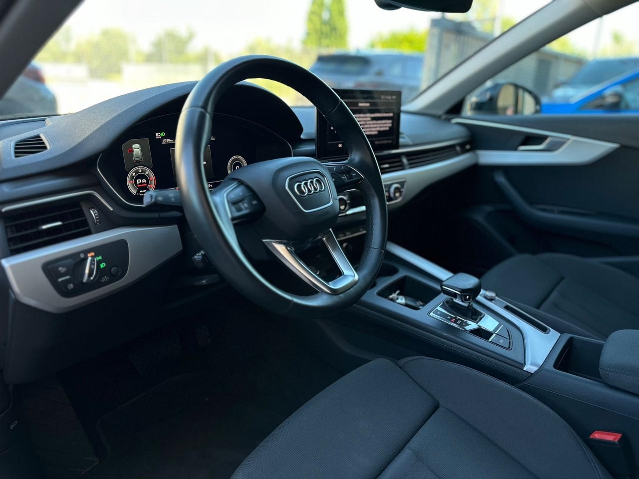 Audi A4 Avant 40 TDI S tronic S line edition V. COCKPIT