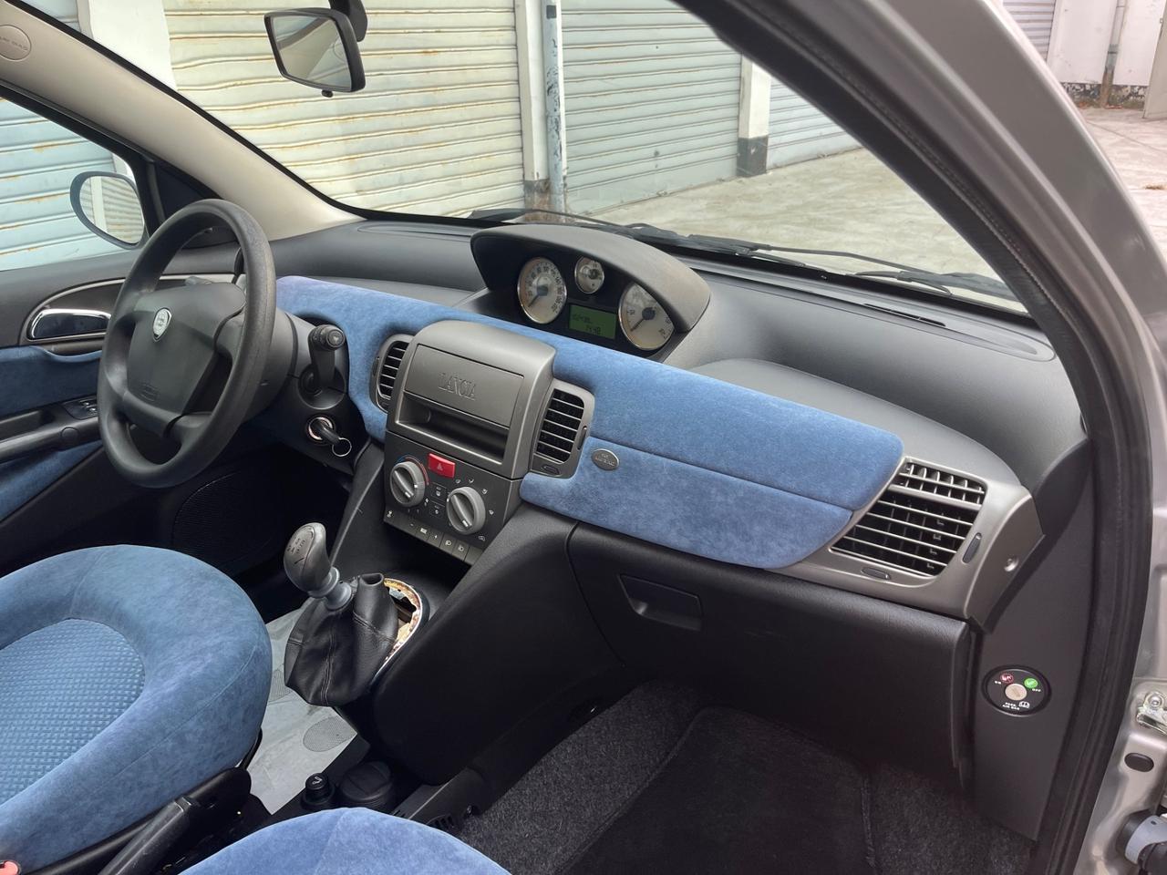 Lancia Ypsilon 1.2 Benzina