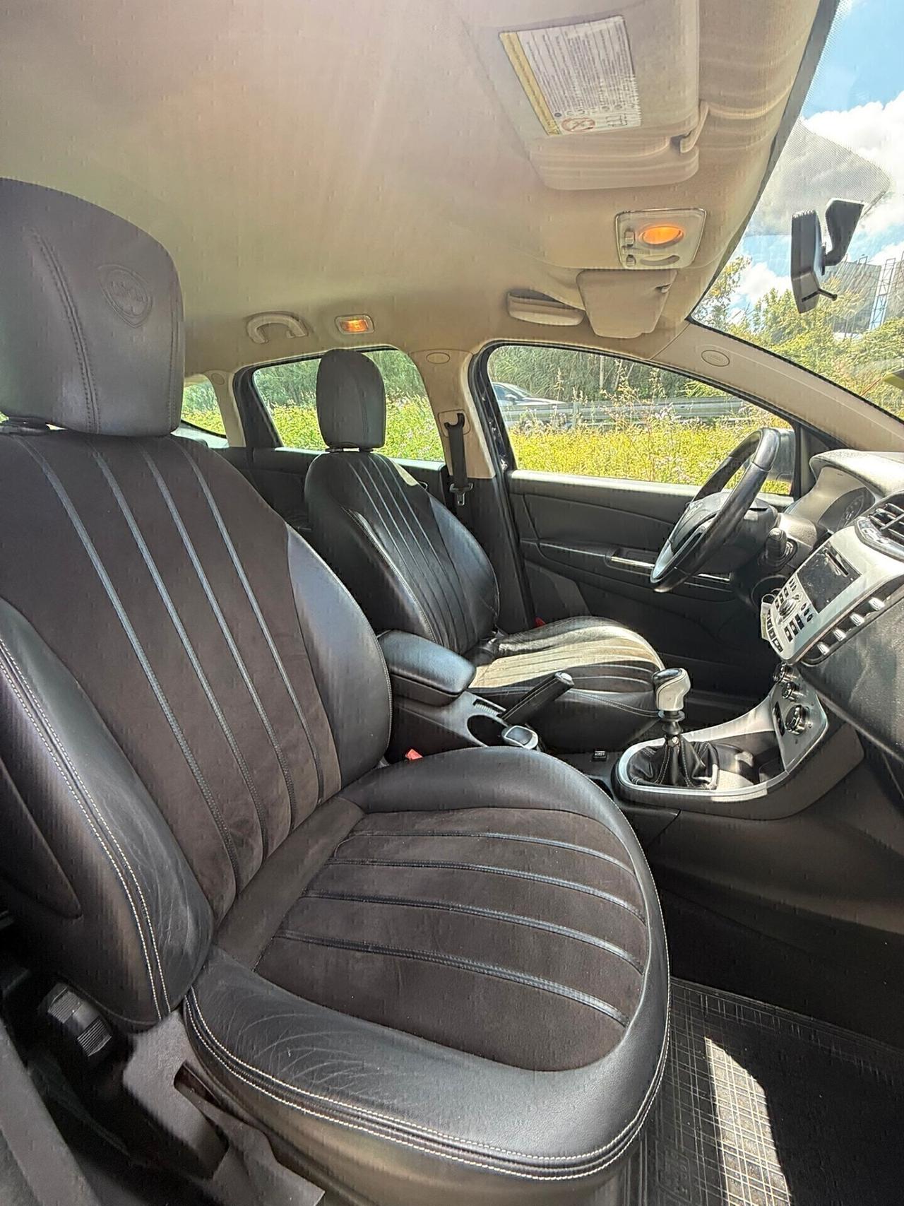 Lancia Delta 1.4 T-Jet 120 CV Platino Ecochic GPL