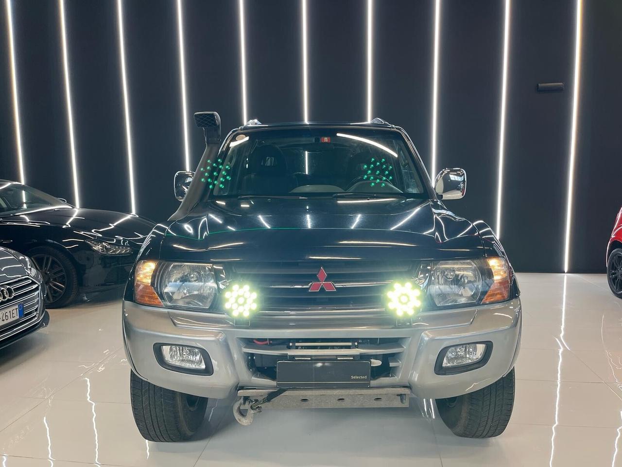 Mitsubishi Pajero 3.2 16V DI-D TETTO APRIBILE