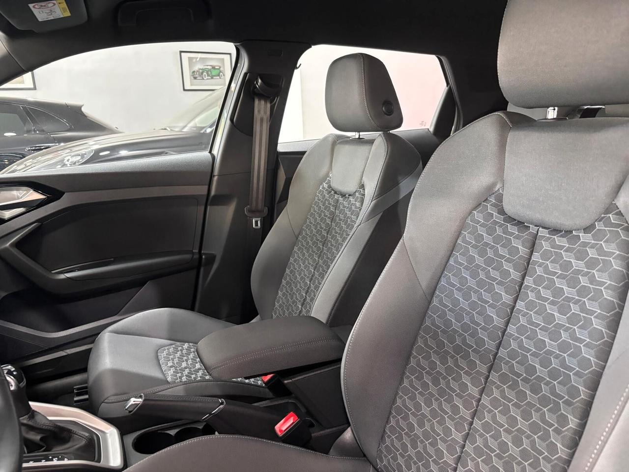 AUDI A1 CITYCARVER 30TFSI S-TRONIC LED-CARPLAY