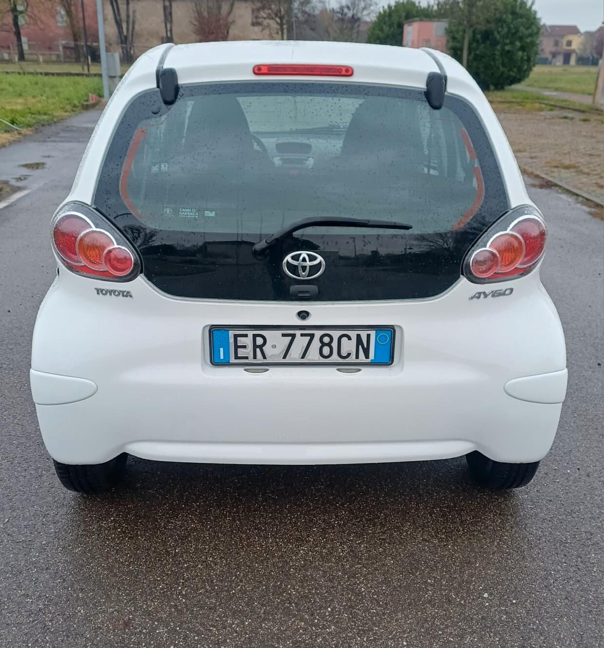 Toyota Aygo 1.0 12V VVT-i 5 porte Cool Soda Connect