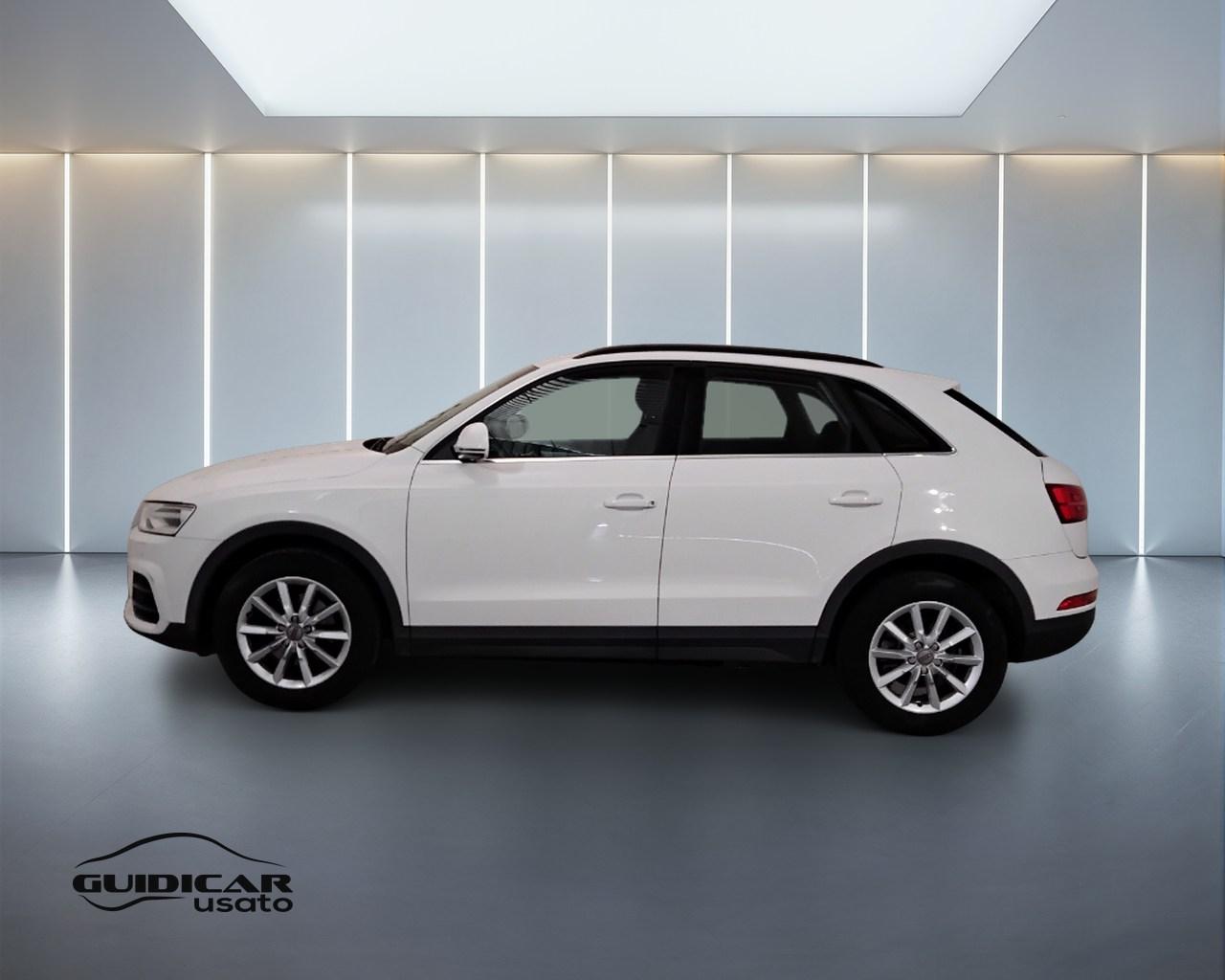 AUDI Q3 I 2015 - Q3 2.0 tdi Business 120cv s-tronic