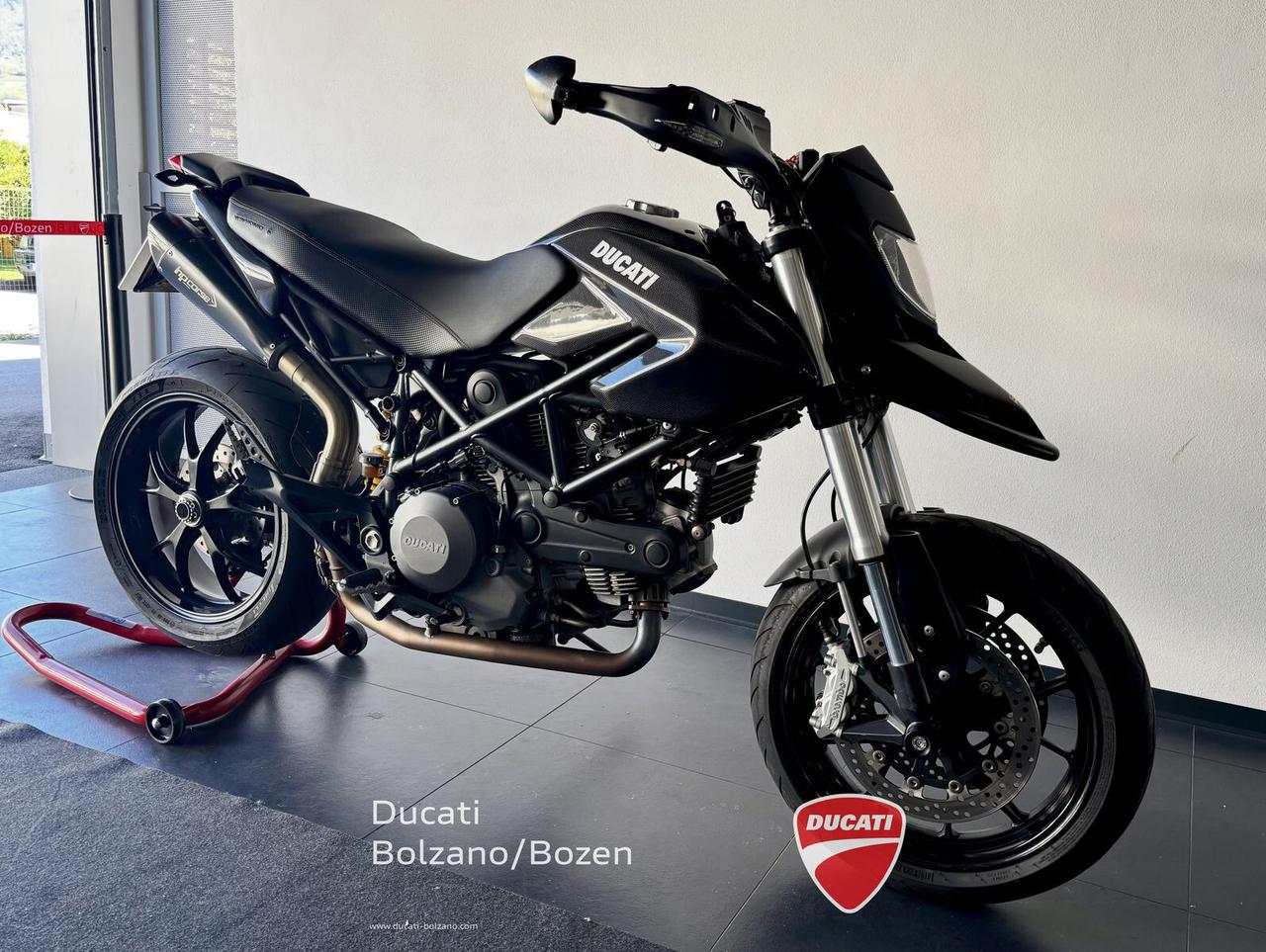 Ducati Hypermotard 796