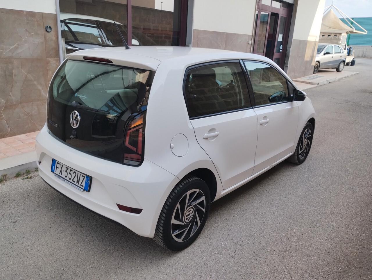 Volkswagen Up! 1.0 Eco High BlueMotion 5 porte Metano/Benzina 2019