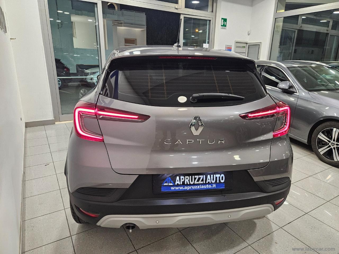 RENAULT Captur Blue dCi 8V 115 CV EDC Business