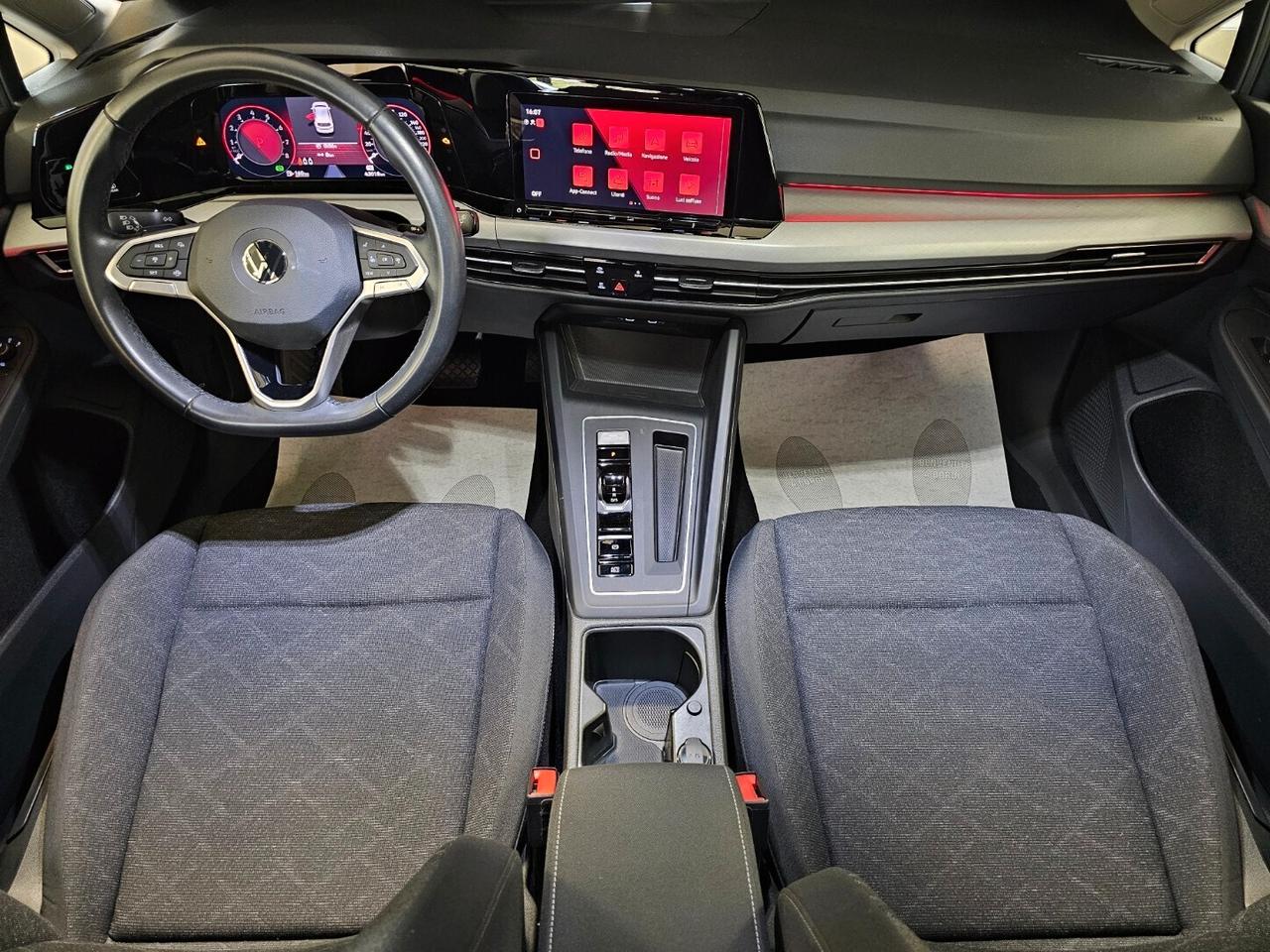 Volkswagen Golf 1.0 eTSI EVO DSG Life