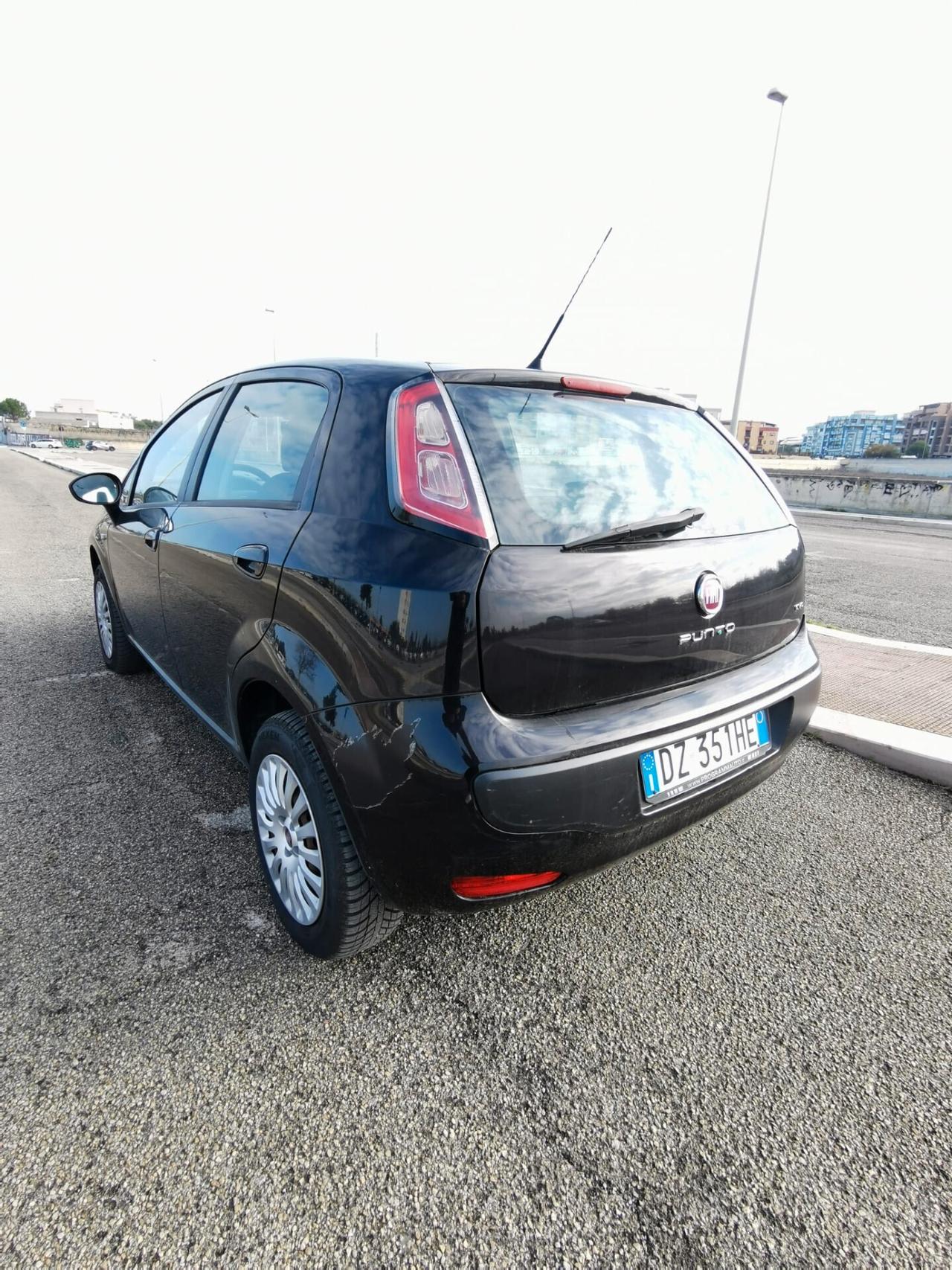 Fiat Punto Evo 1.4 5P. Dynamic Natural Power