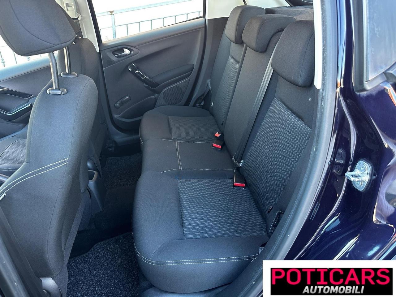 Peugeot 208 PureTech 82 3p. GPL