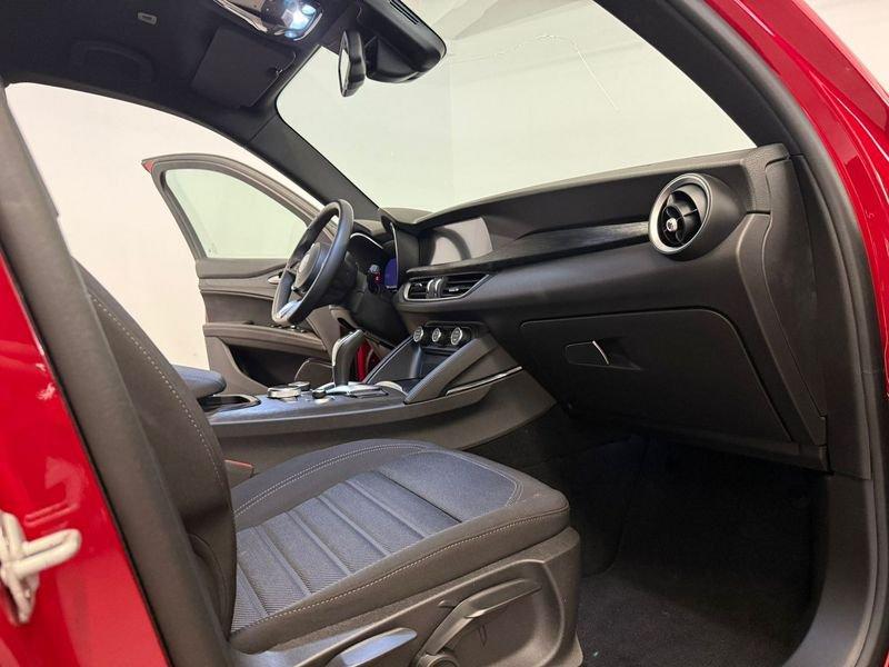 Alfa Romeo Stelvio 2.2 Turbodiesel 160 CV AT8 RWD Super