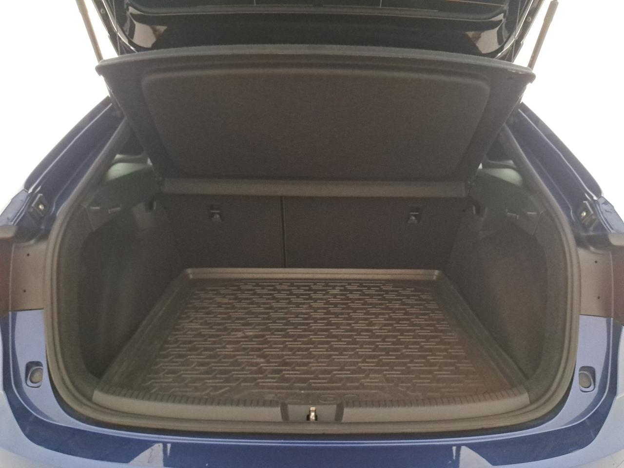 Volkswagen Taigo 1.0 tsi r-line 110cv