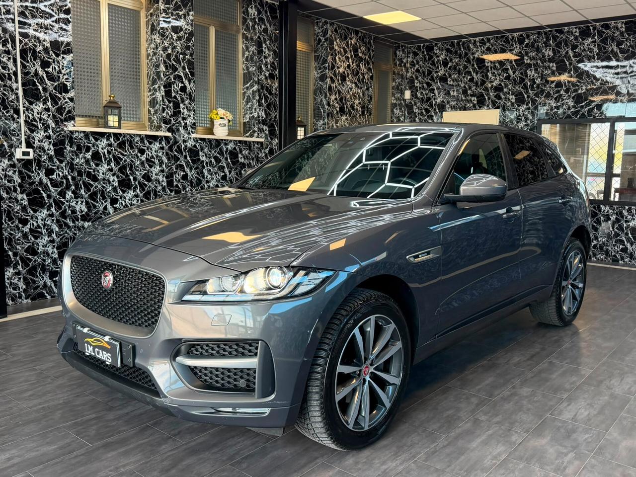 Jaguar F-Pace 3.0 D V6 300 CV AWD aut. R-Sport