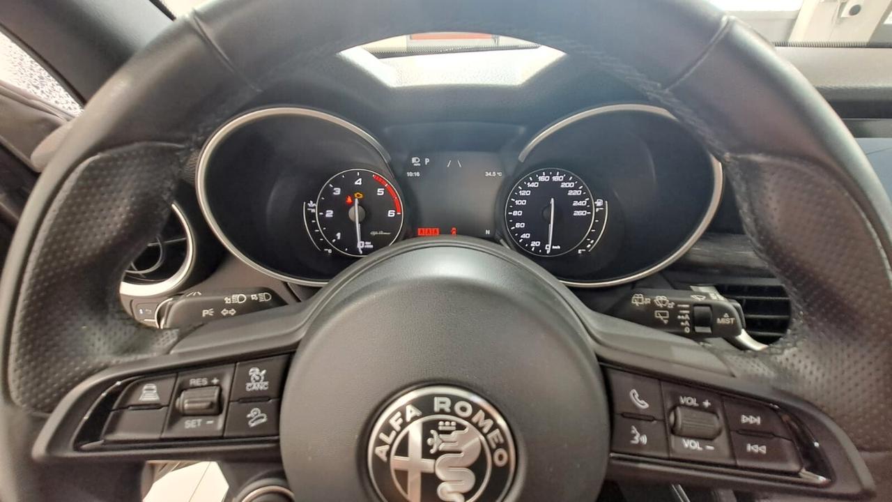 Alfa Romeo Stelvio 2.2 Turbodiesel 160 CV AT8 RWD Business