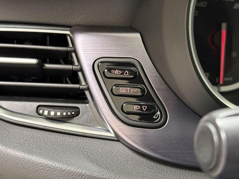 Alfa Romeo Giulietta Giulietta 1750 TBi Quadrifoglio Verde