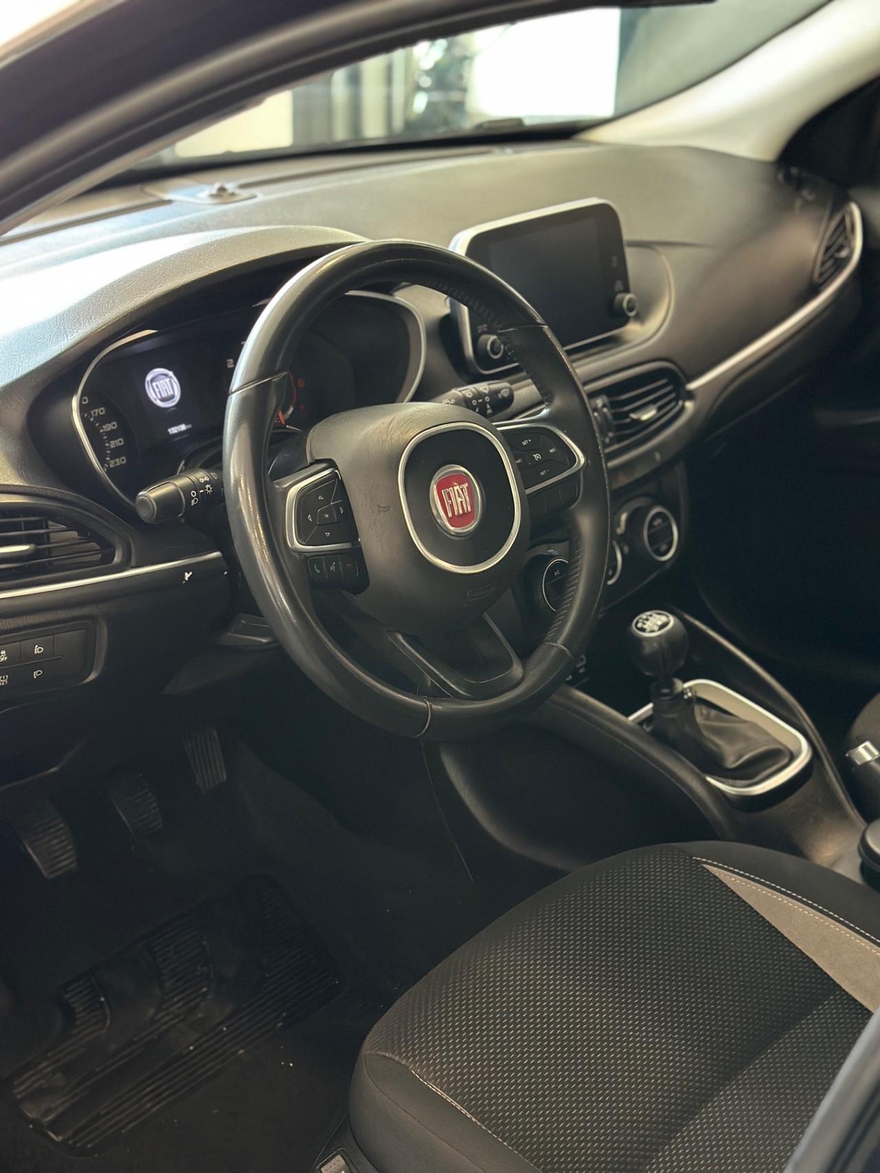 Fiat Tipo 1.6 Mjt S&S 5 porte Lounge