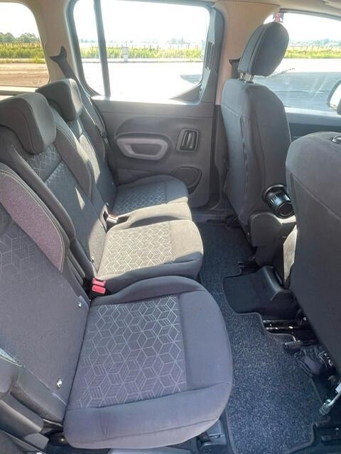 Peugeot Rifter BlueHDi 130 S&S EAT8 Active Standard