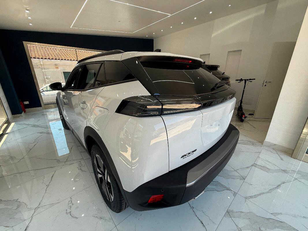 Peugeot 2008 PEUGEOT 2008 1.2 hybrid Allure 145cv e-dcs6 KM0