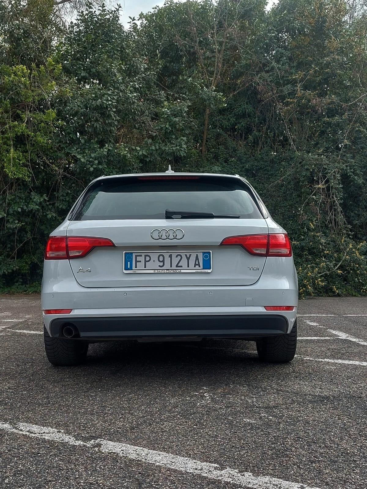 Audi A4 Avant 2.0 TDI 150 CV S tronic SLine