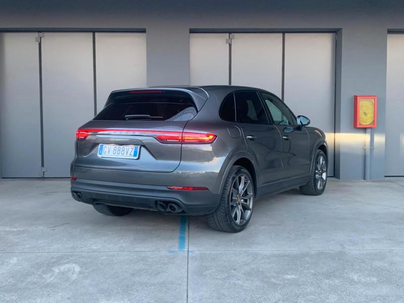 Porsche Cayenne 3.0 tiptronic