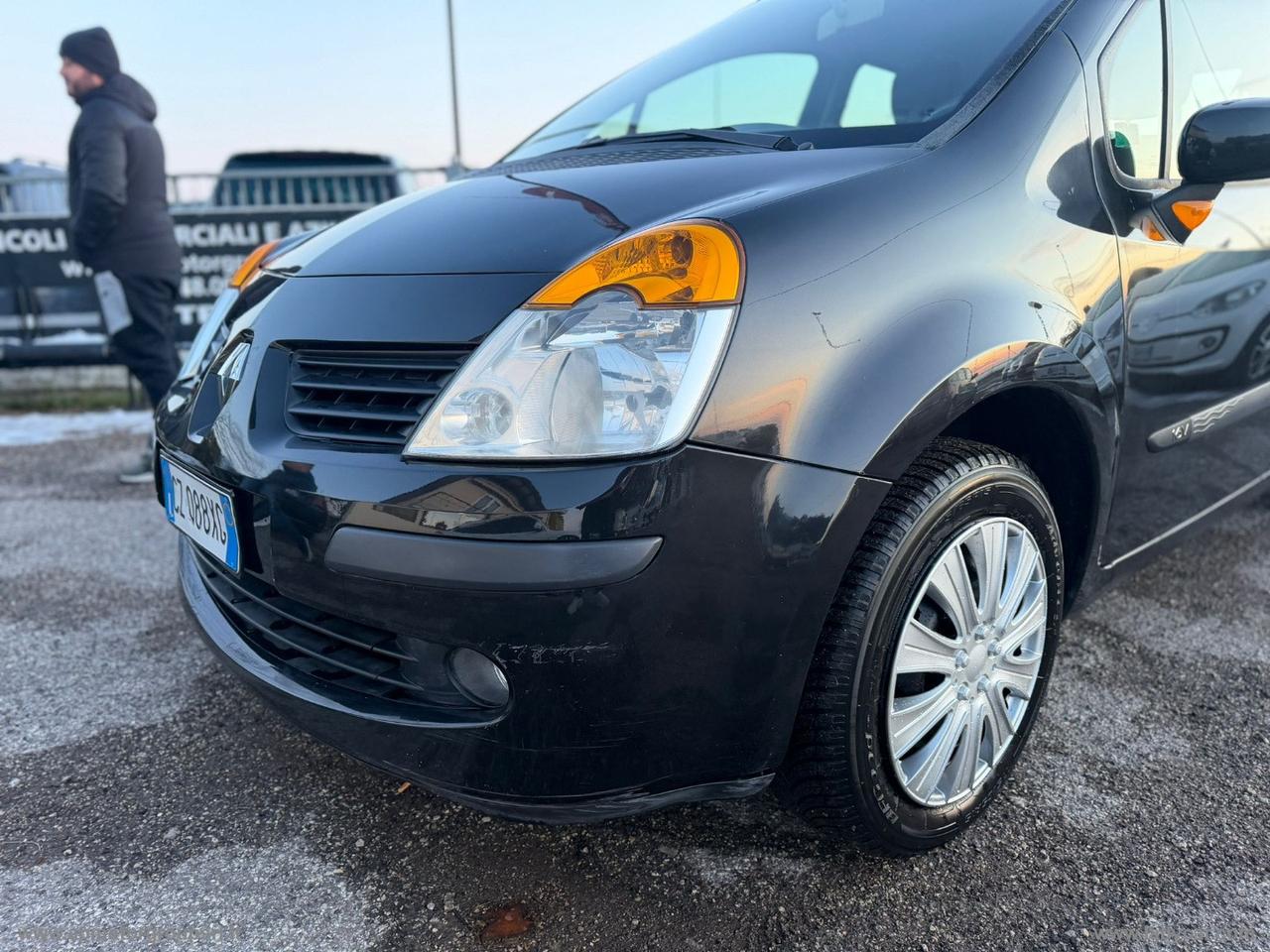 RENAULT Modus 1.2 16V Dynamique